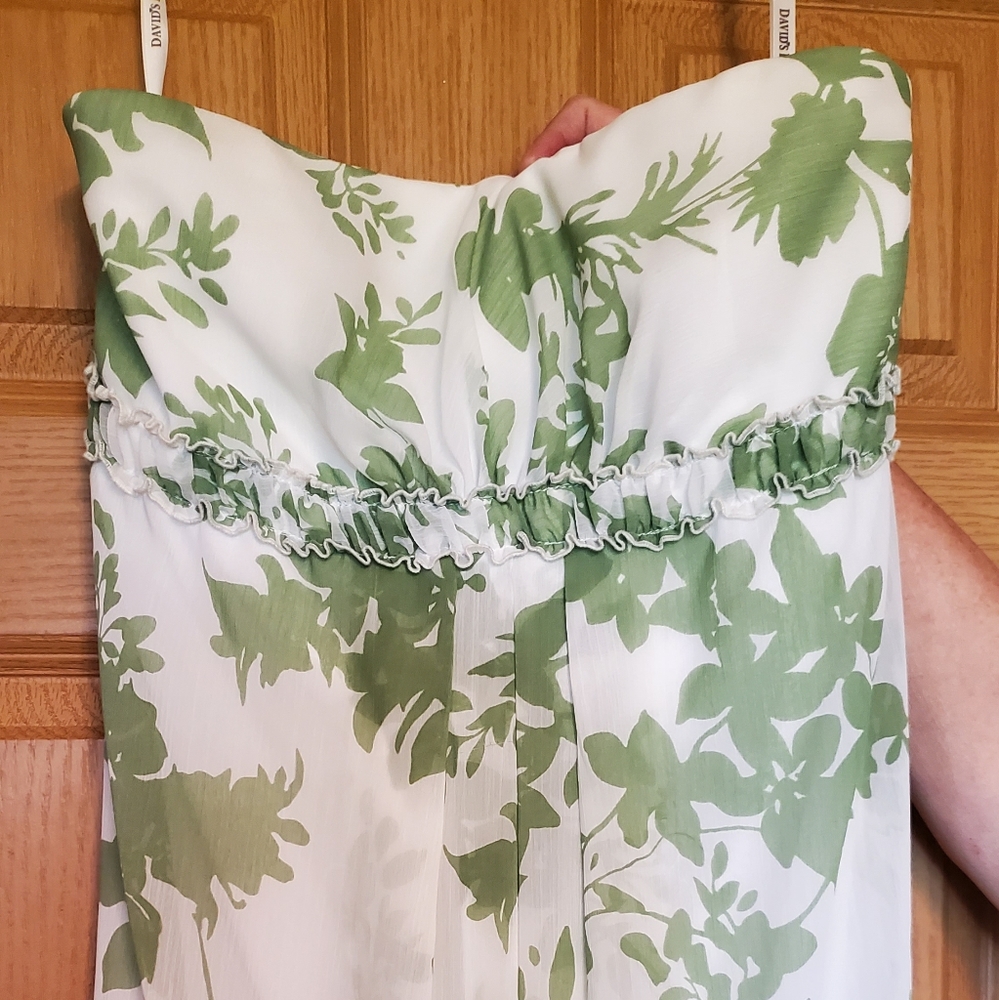 David's Bridal Strapless Green flowers size 16